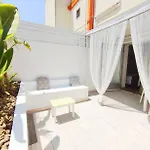 Via Del Mare Bed & Breakfast