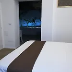 Via Del Mare Bed & Breakfast