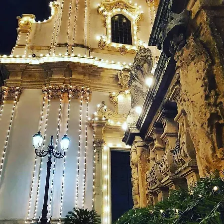 Via Del Mare
