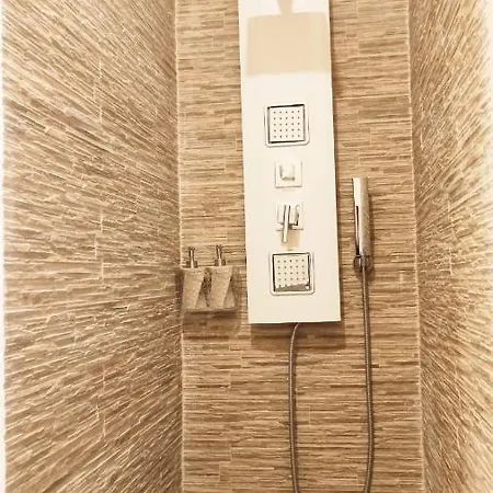 לינה וארוחת בוקר Via Del Mare