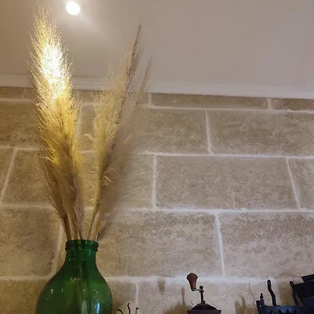 Alojamento de Acomodação e Pequeno-almoço Via Del Mare 4*