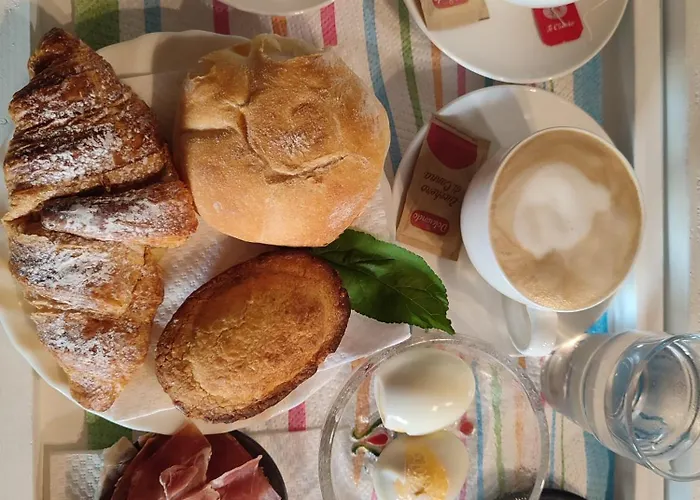 Alojamento de Acomodação e Pequeno-almoço Via Del Mare