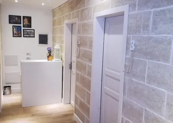 Bed & Breakfast Via Del Mare 4*